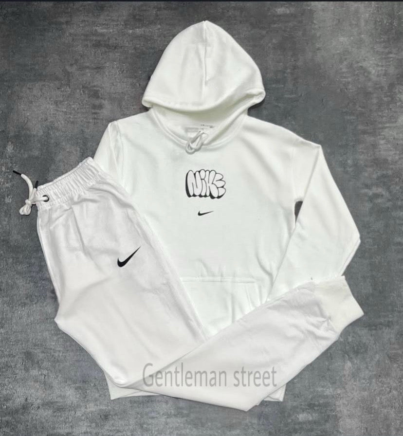 Ensemble nike
